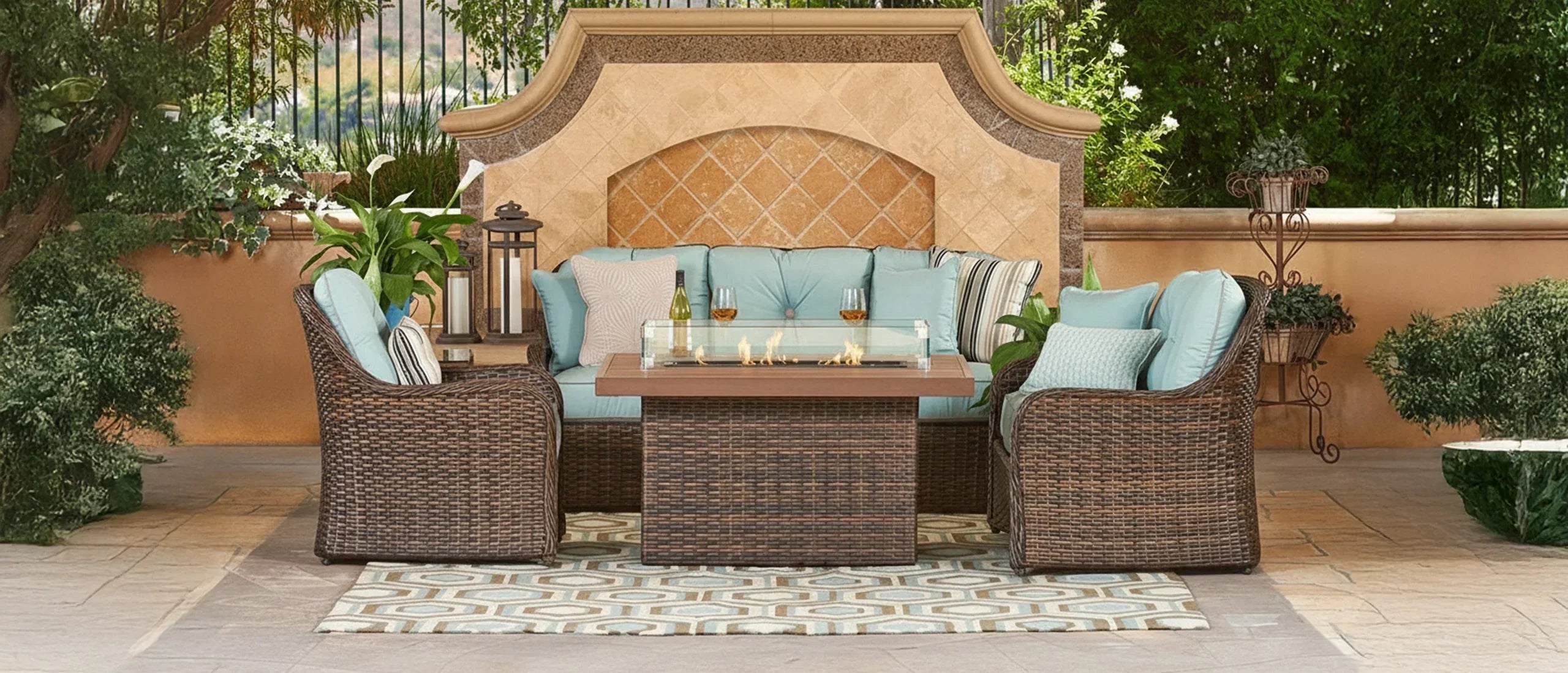 3 Reasons Why You Should Purchase Patio Furniture Before Summer