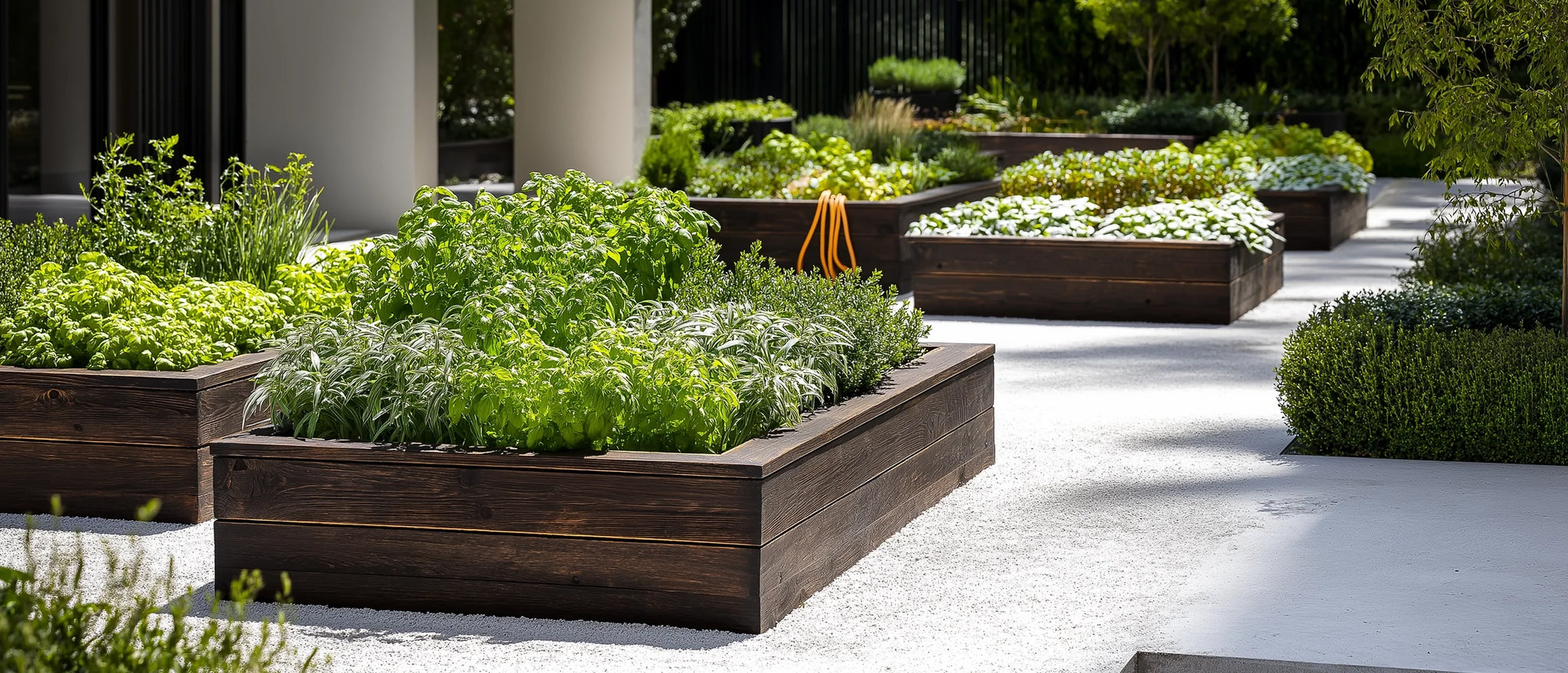 plant pots brown Denali Planter