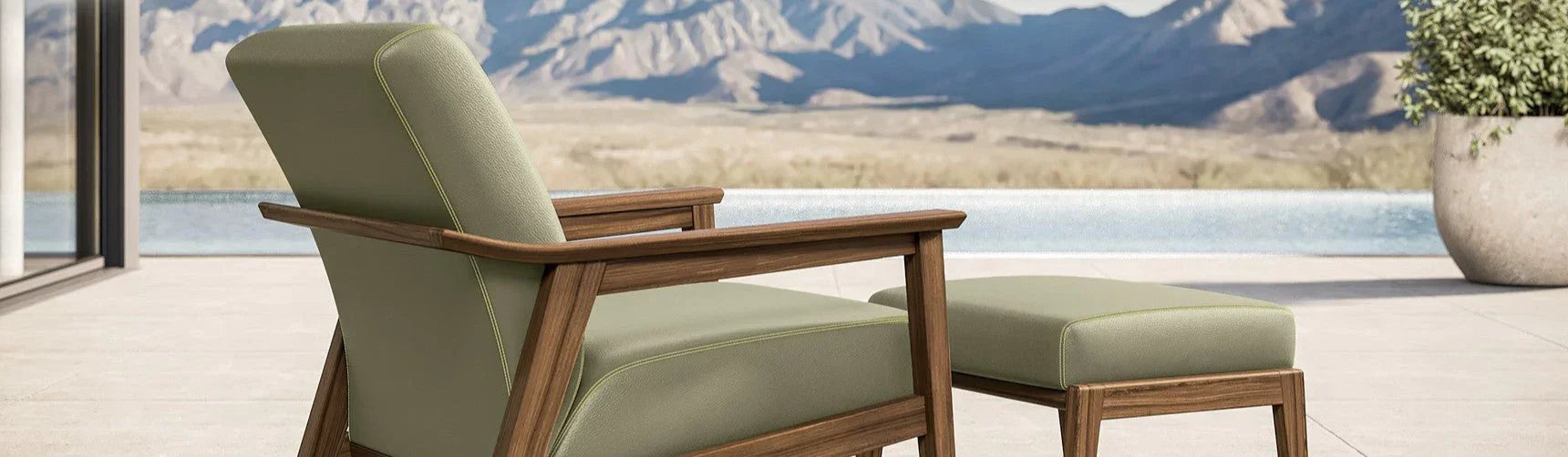 Chairs & Ottomans