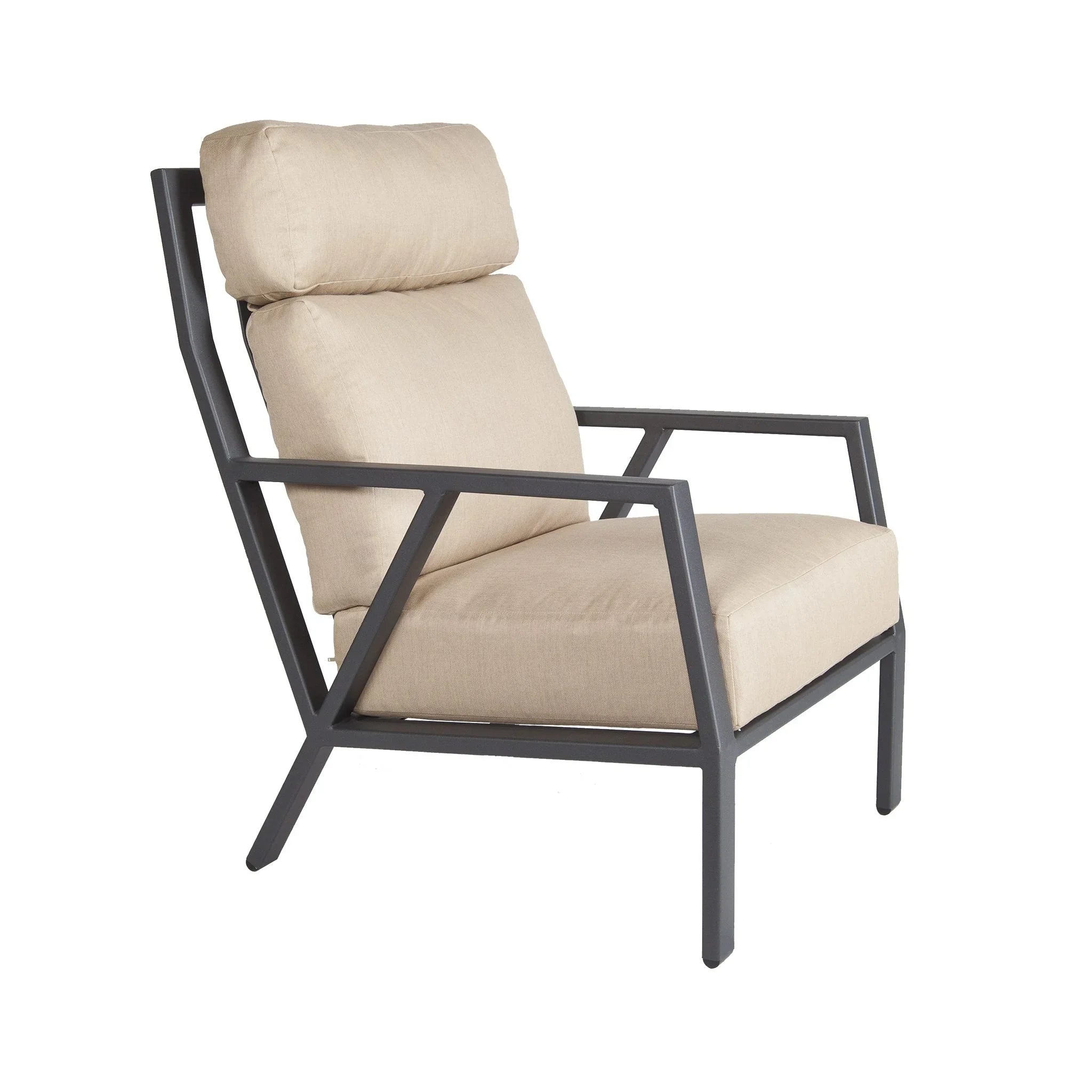 Aris Lounge Chair
