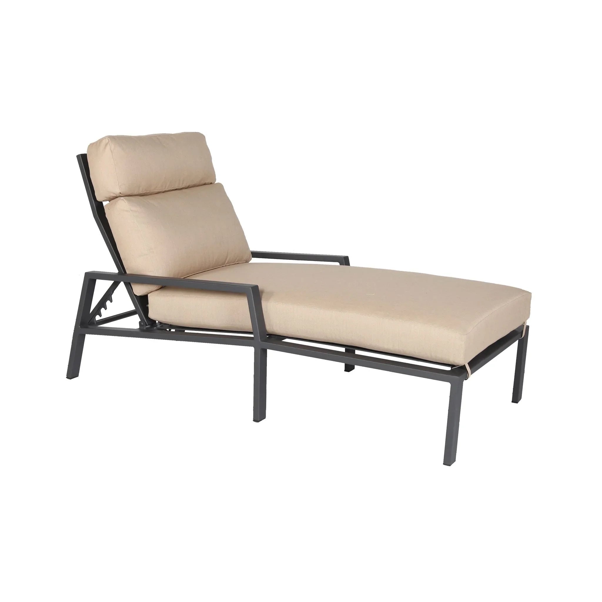 Aris Chaise Lounge