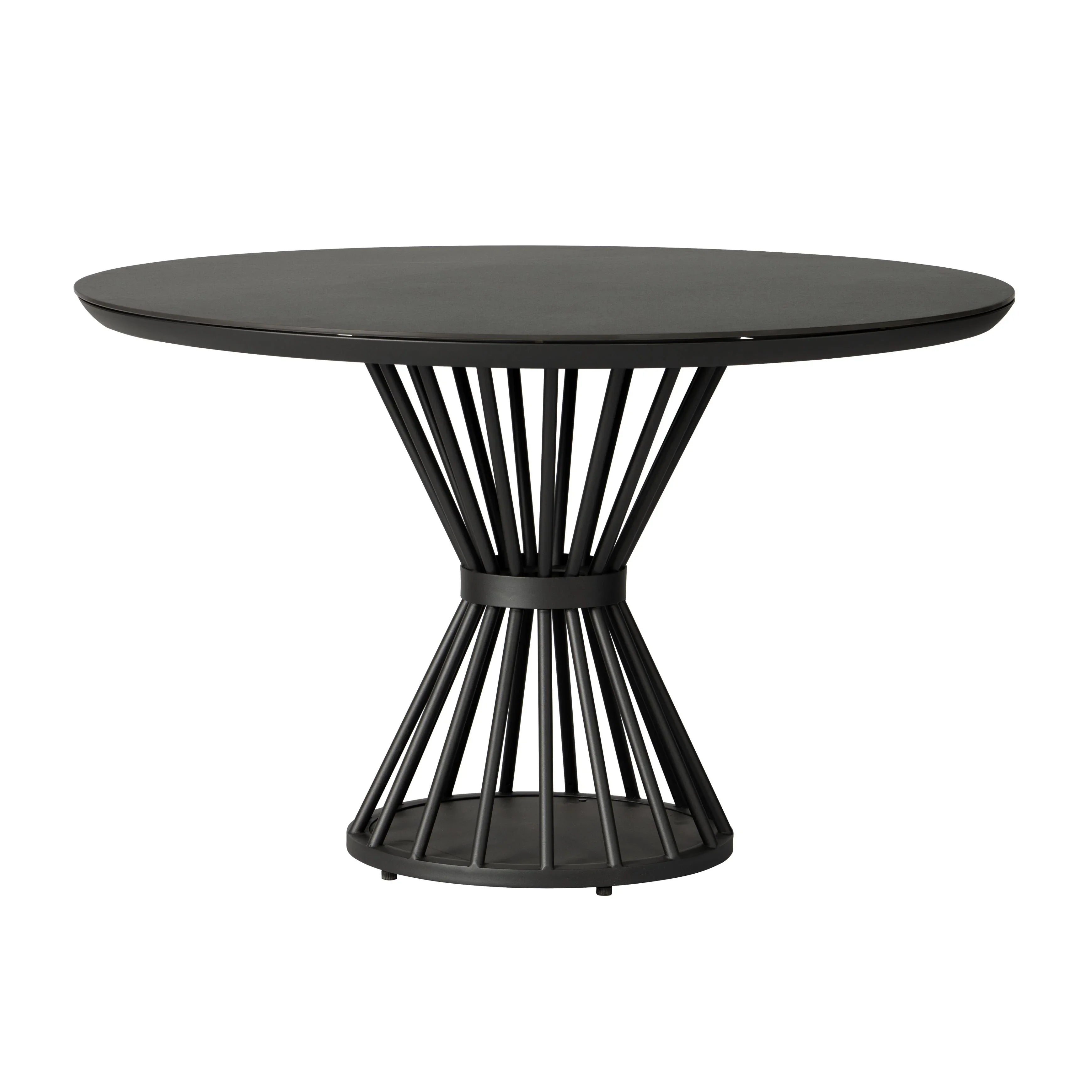 Lloyd Flanders Escape Round Dining Table
