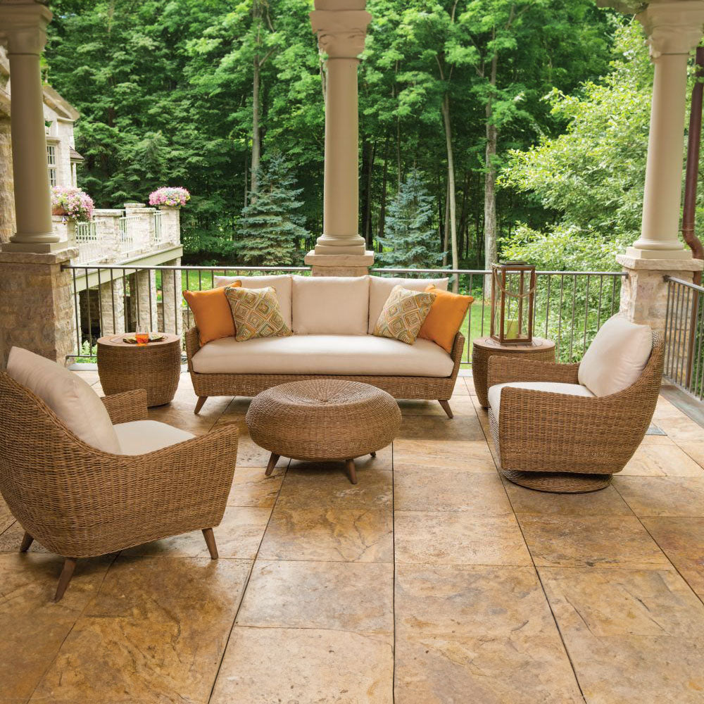 Lloyd Flanders Tobago Round Barrel End Table