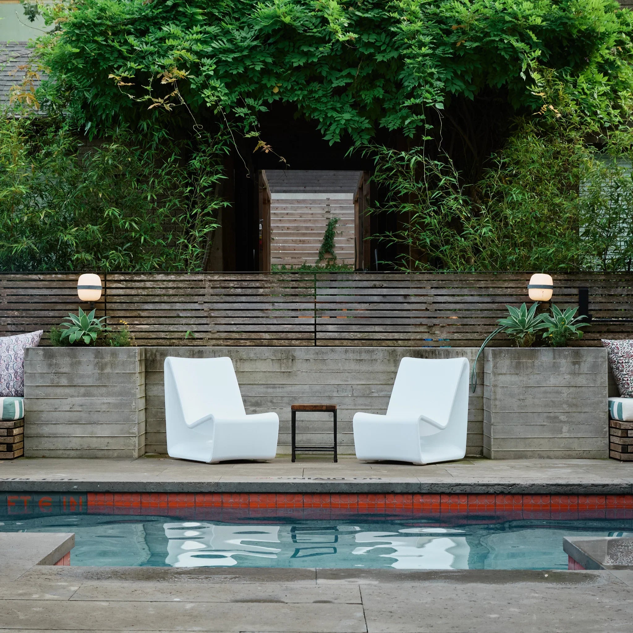 Loop Lounge Chair