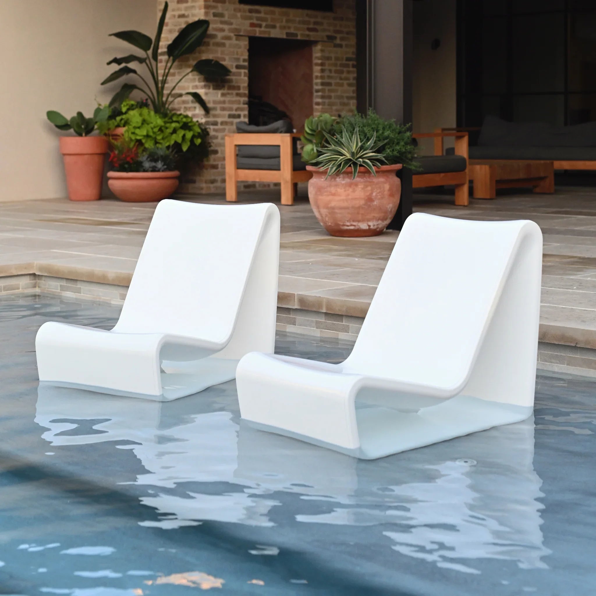 Loop Lounge Chair
