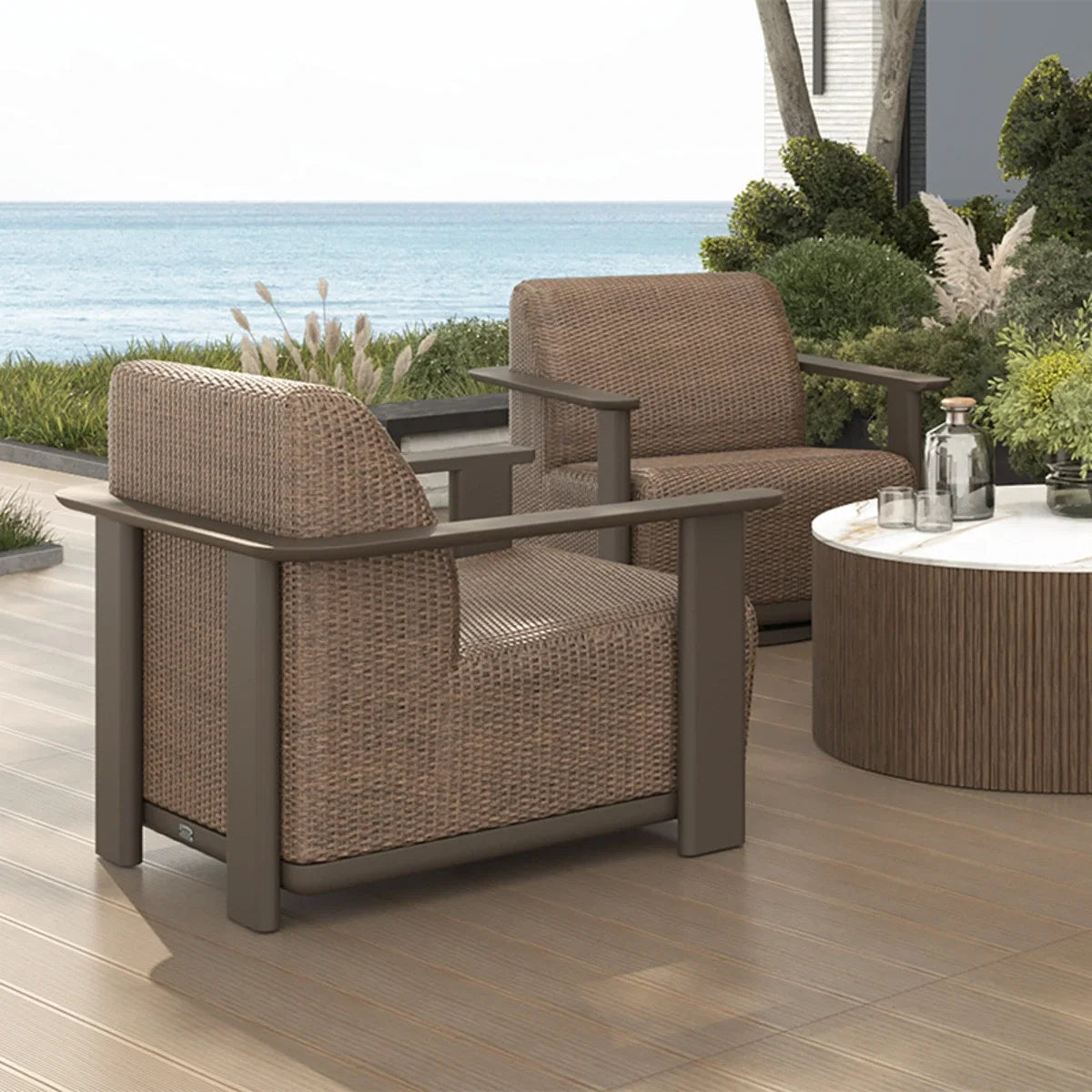 Corte Club Chair