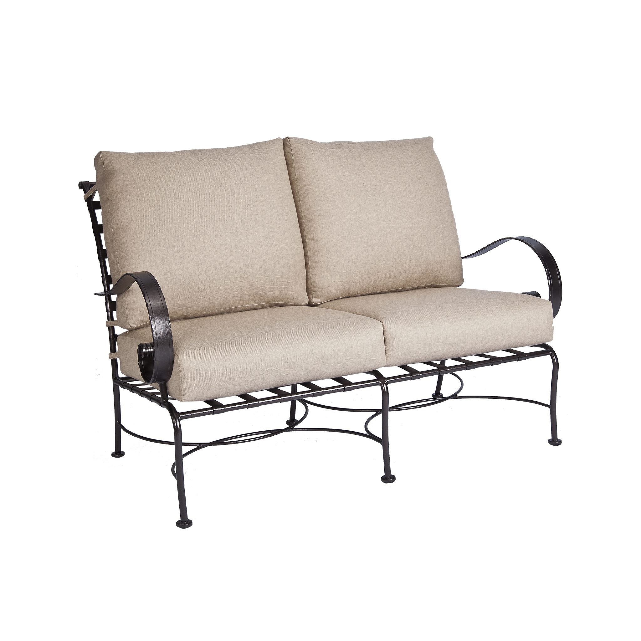 Classico-W Loveseat