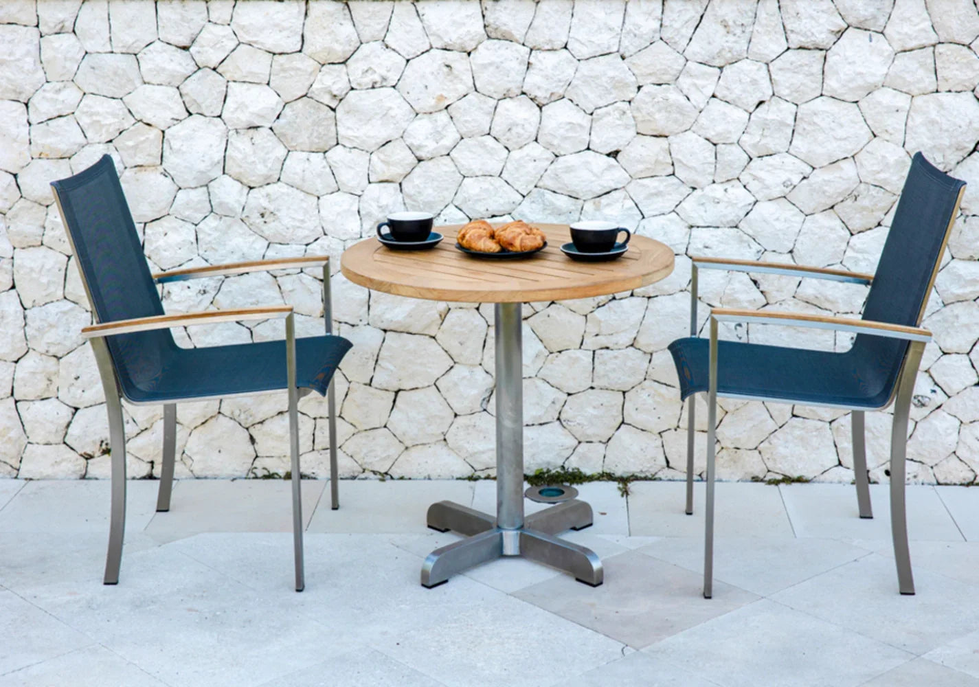 Avanti Round Pedestal Table 30" view 12