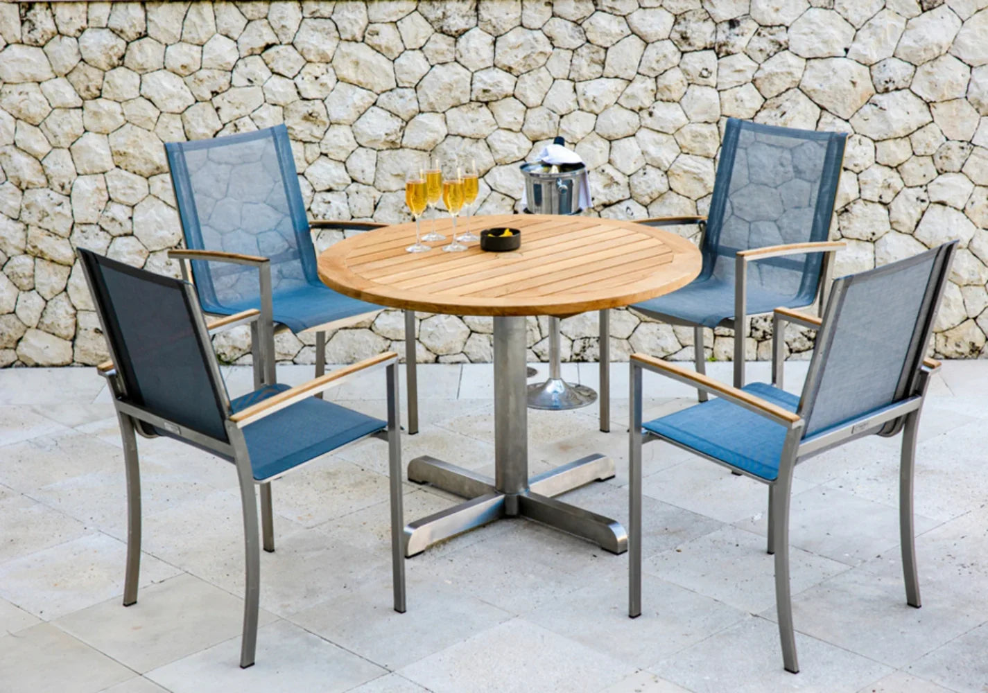 Avanti Round Pedestal Table 40" view 7