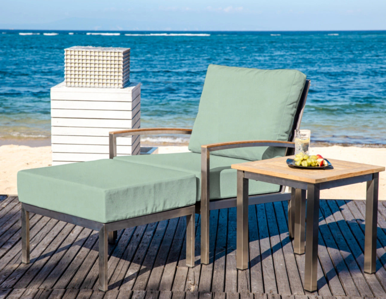 Avanti Lounge Chair view 33