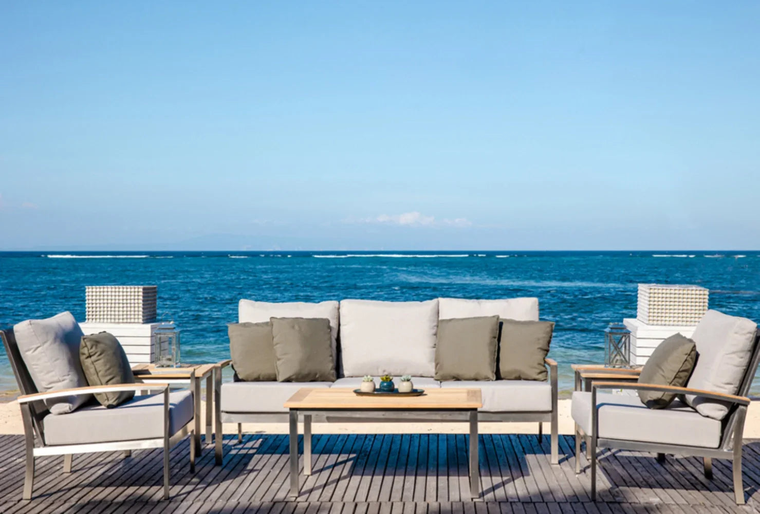 Avanti Lounge Chair view 57