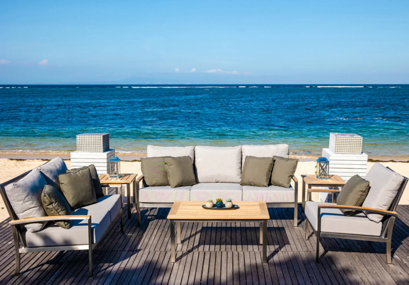 Avanti Sofa view 37