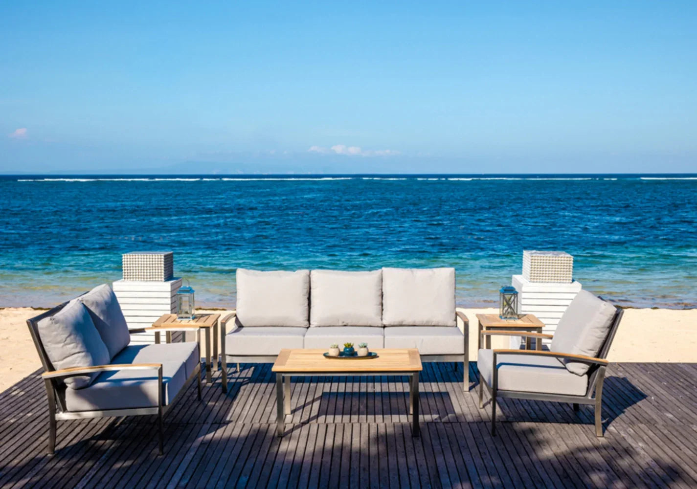 Avanti Sofa view 41