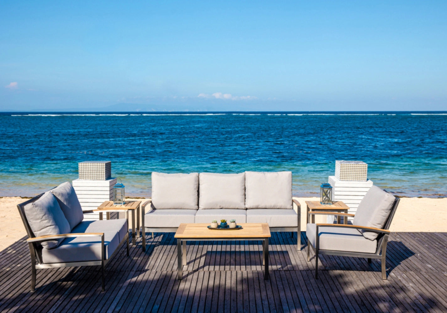 Avanti Sofa view 41