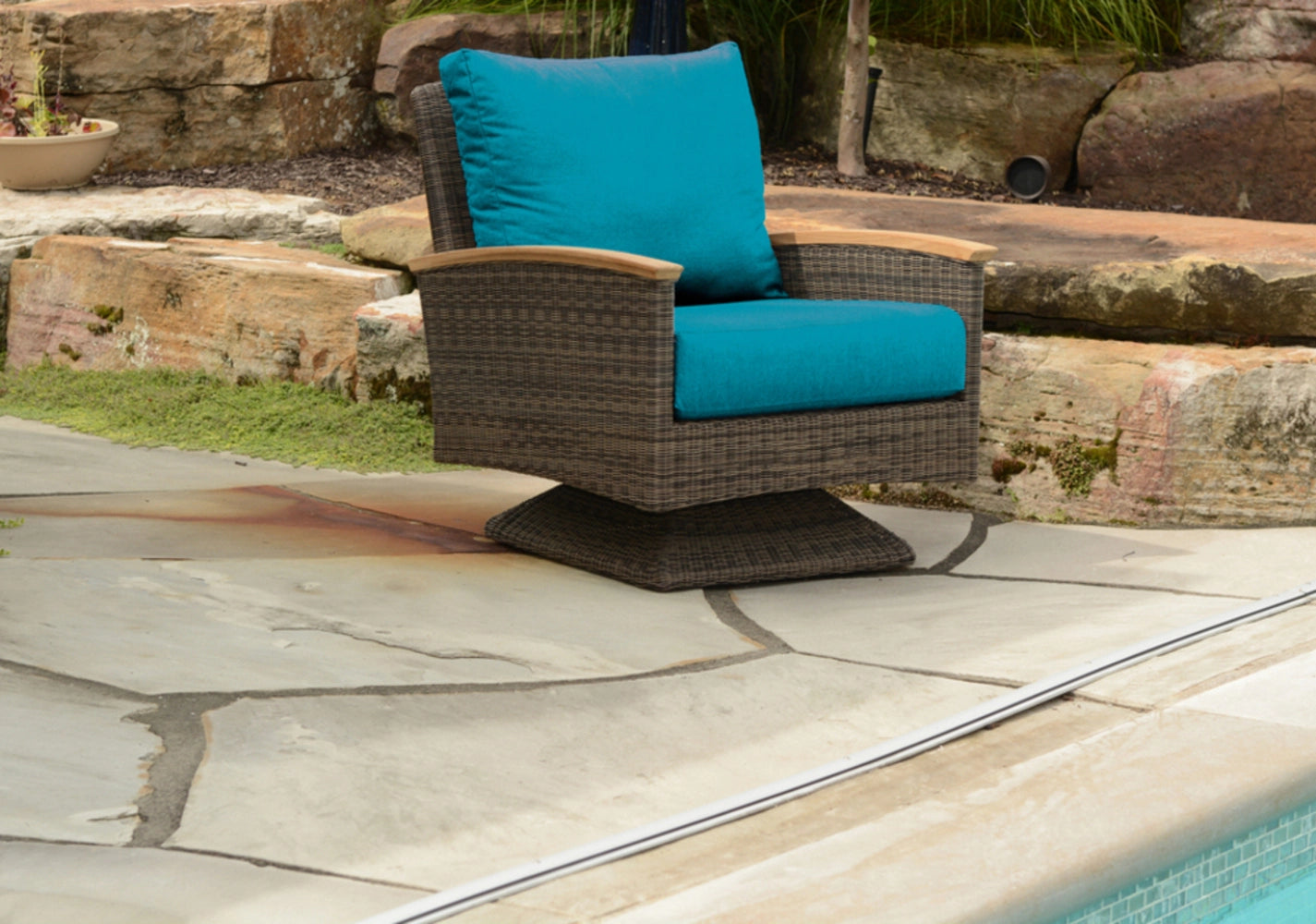 Bella Swivel Rocker view 30