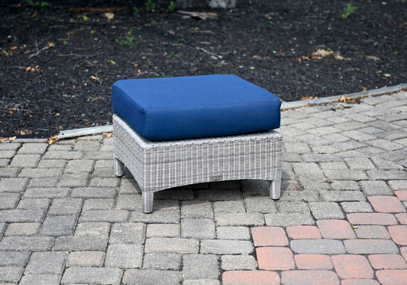 Bella Ottoman view 26