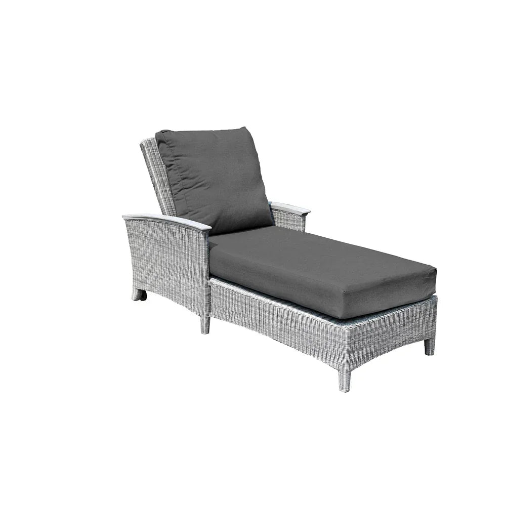 Bella Chaise Lounge view 10