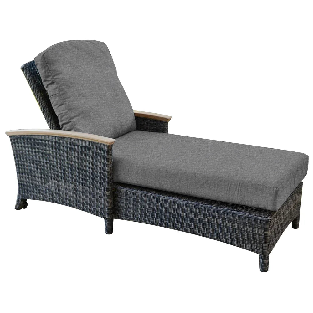 Bella Chaise Lounge
