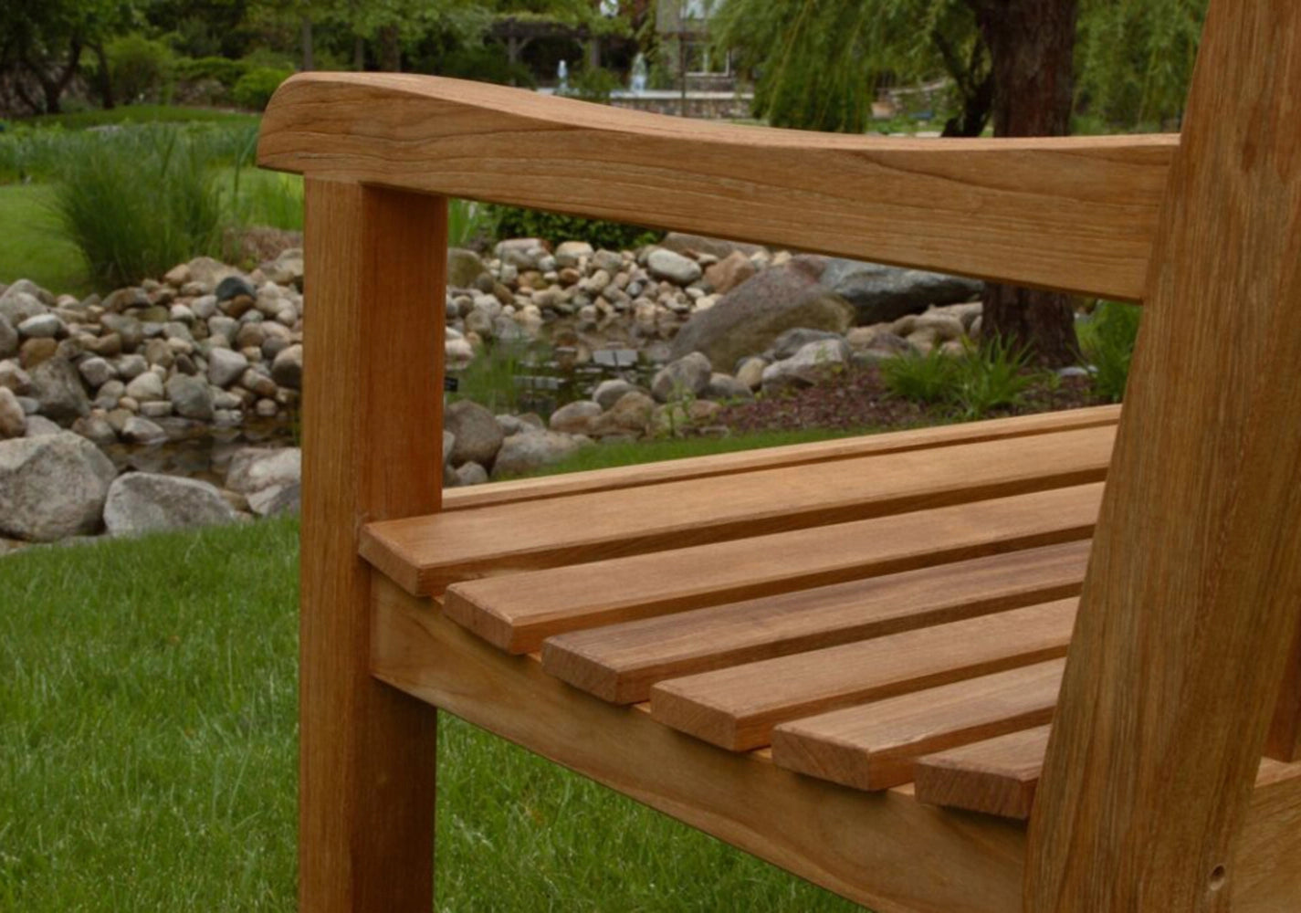 Classic Bench view 2
