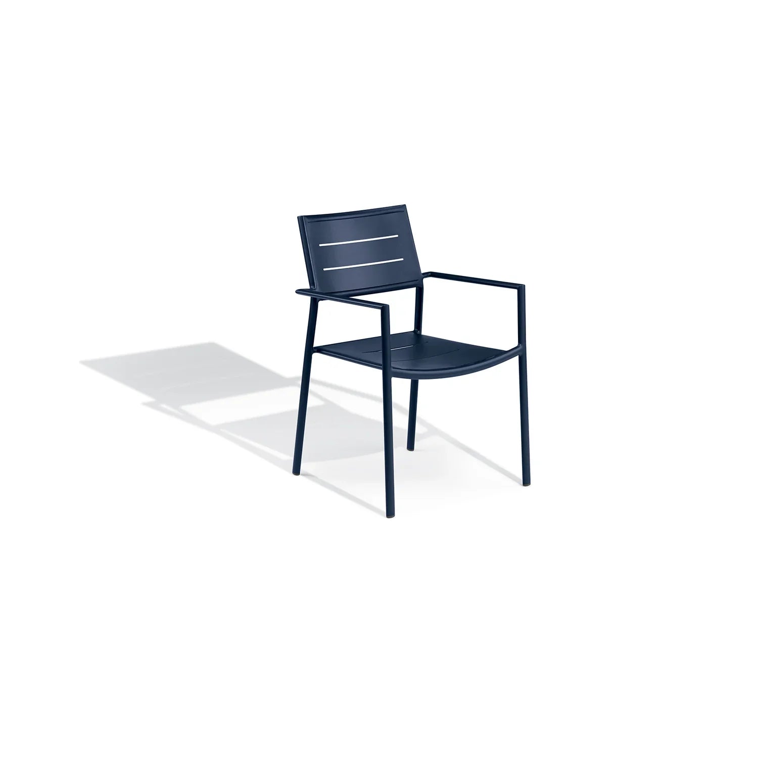 Eiland All-Aluminum Armchair by Oxford Garden