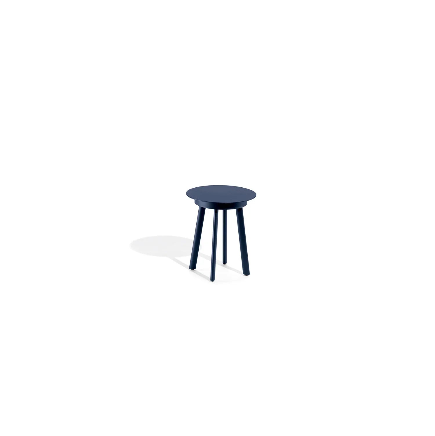 Eiland All-Aluminum End Table by Oxford Garden