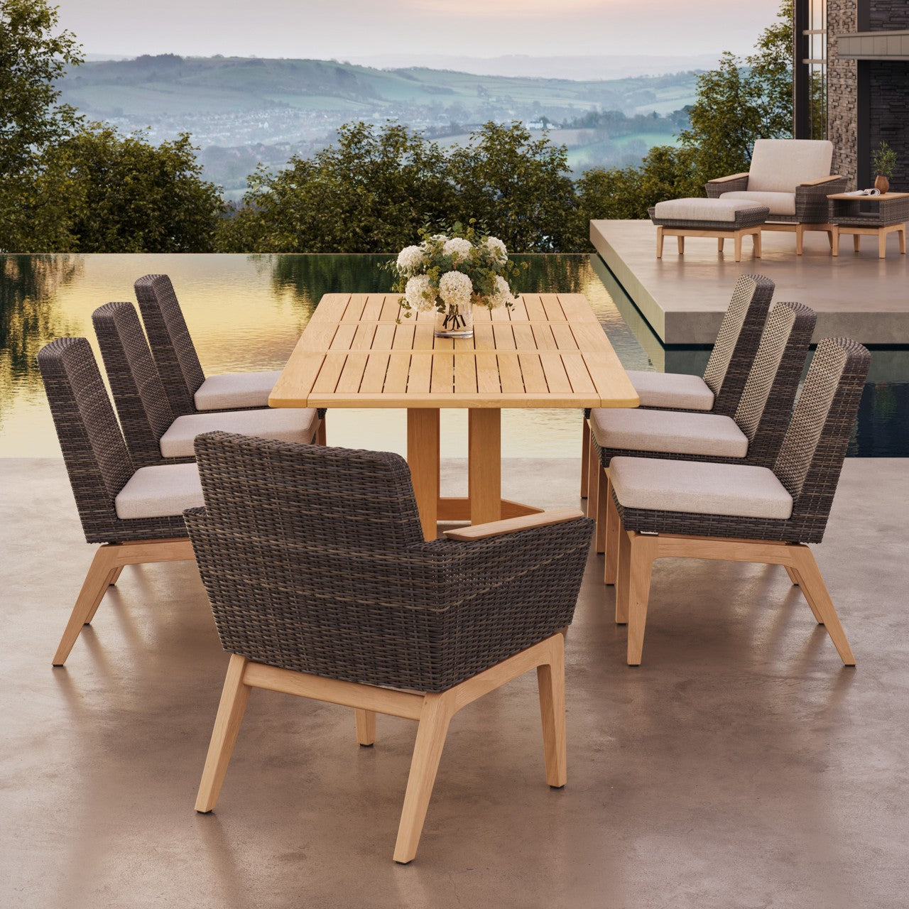 Inception Cushioned Dining Arm Chair