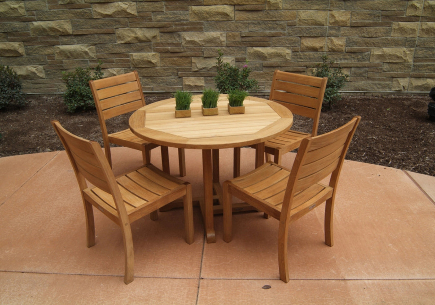 Oxford 42" Round Dining Table view 4