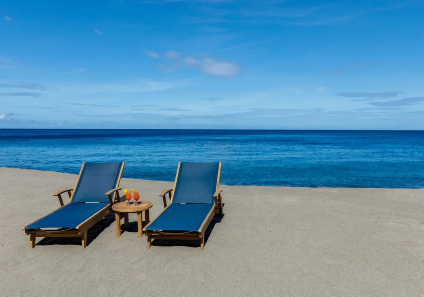Riviera Chaise Lounge view 15