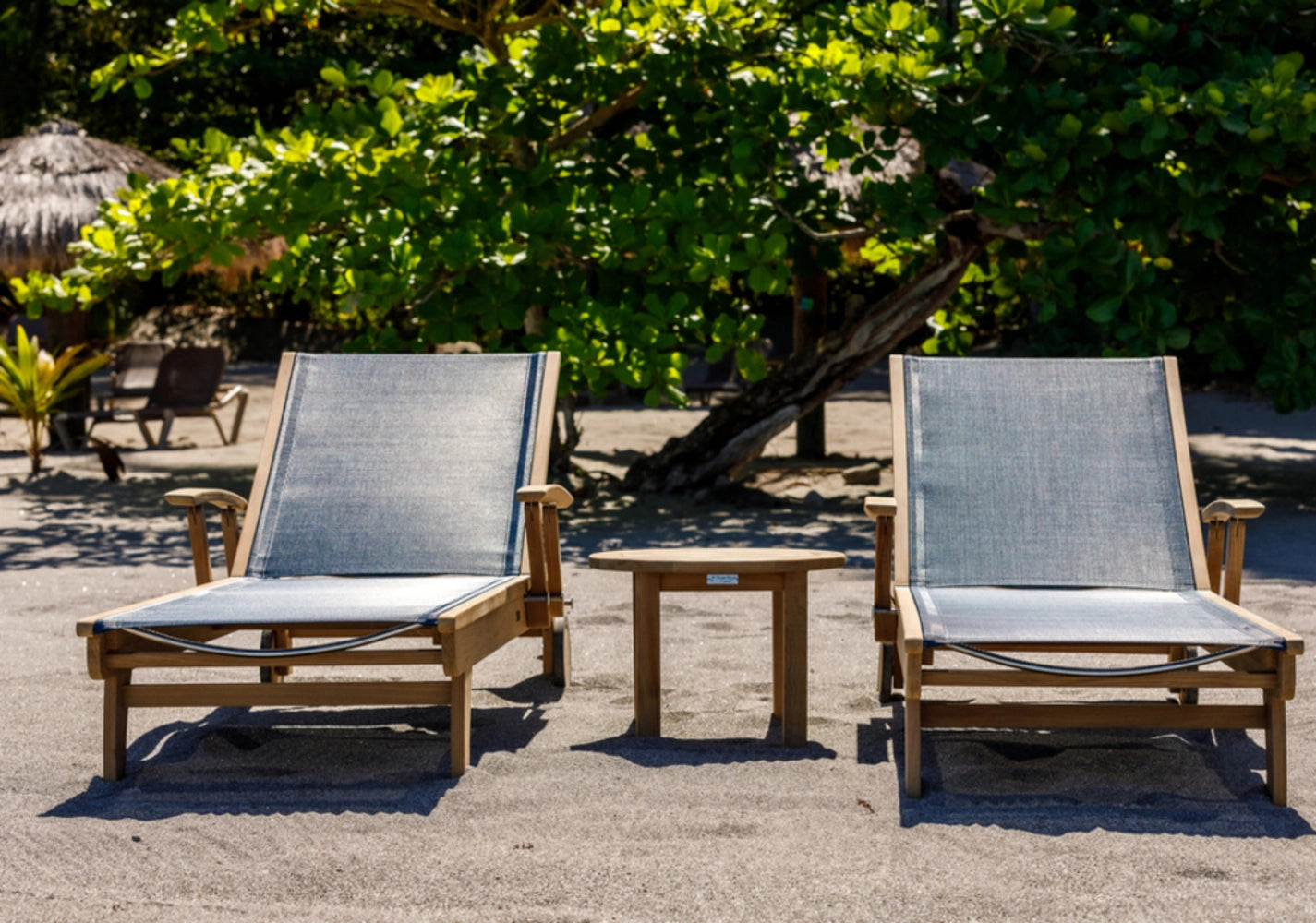 Riviera Chaise Lounge view 27