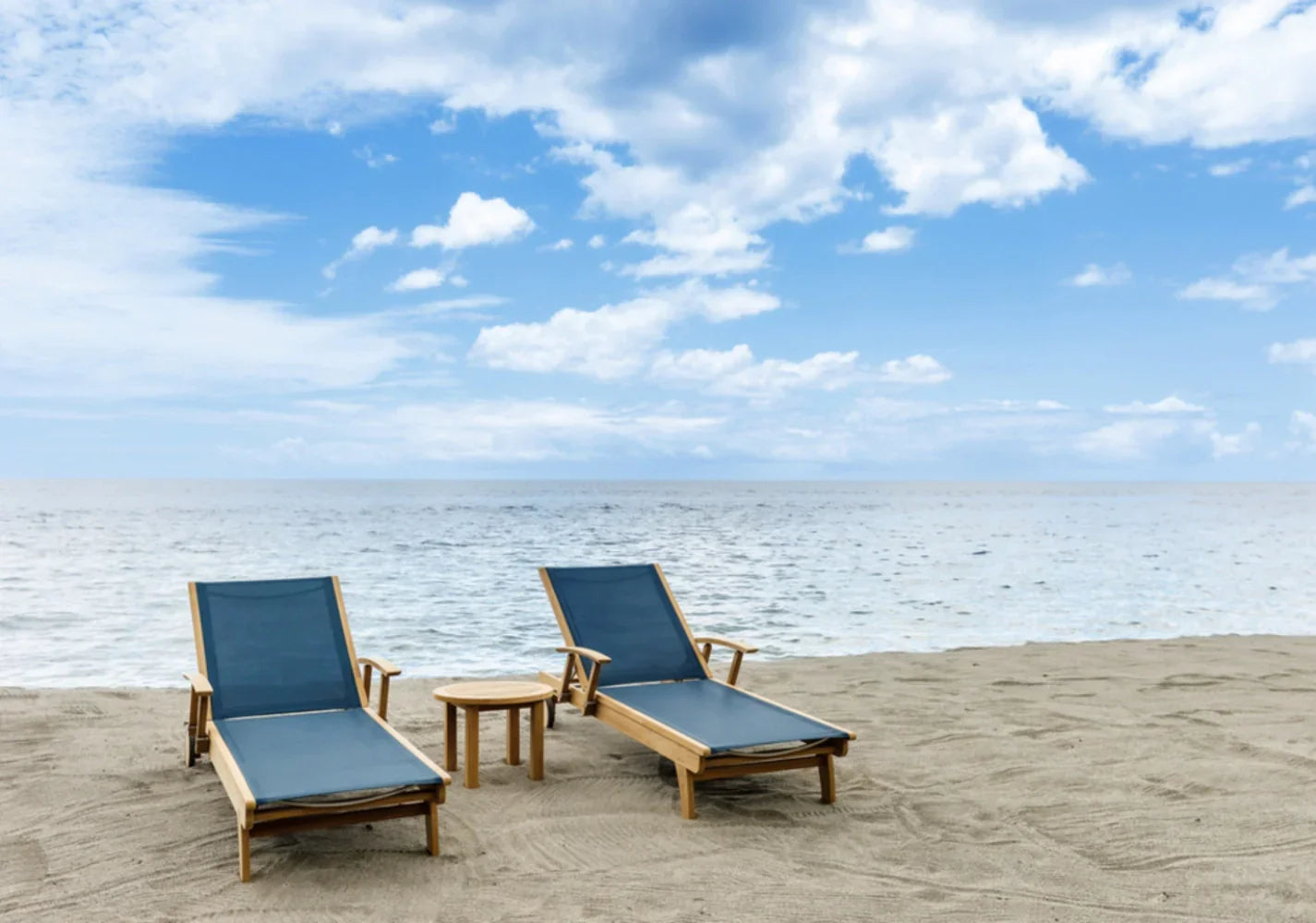 Riviera Chaise Lounge view 43