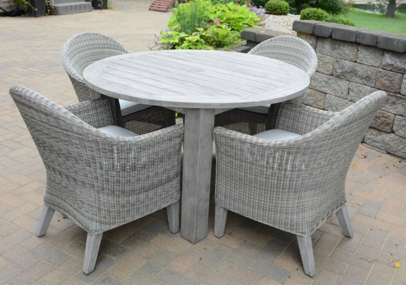 Shelburne 50" Round Dining Table view 3