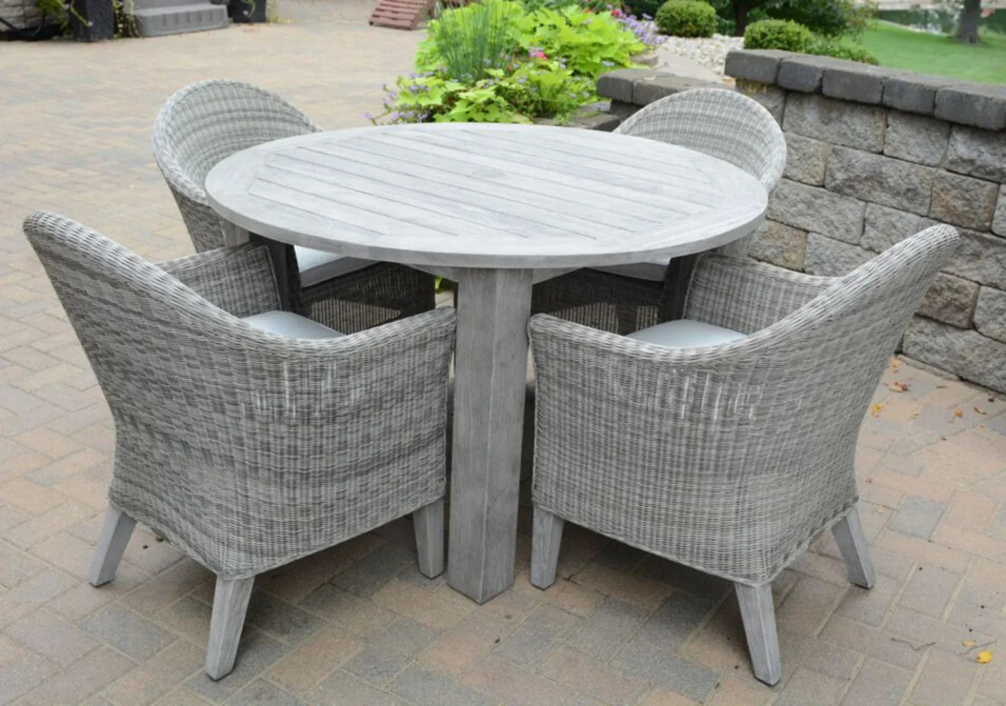 Shelburne 50" Round Dining Table view 3