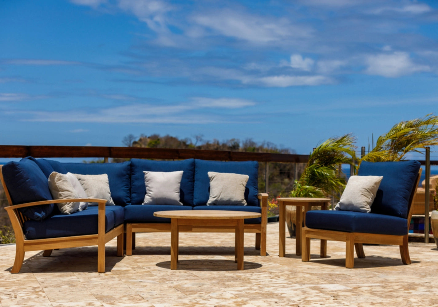 St. Lucia Left-Arm Loveseat Section view 37