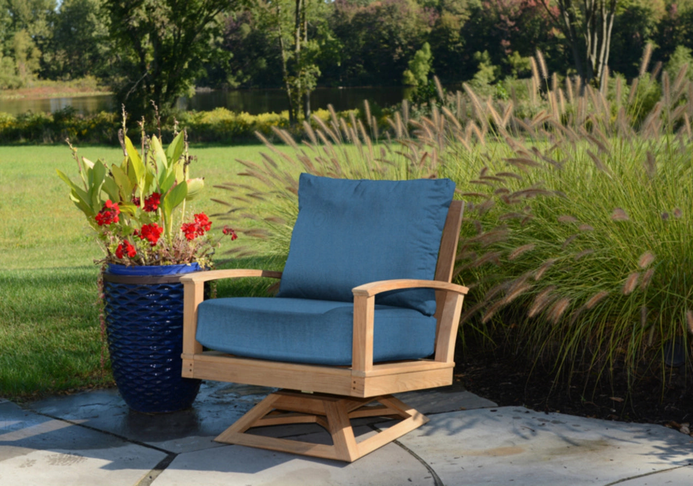St. Lucia Swivel Rocker view 16