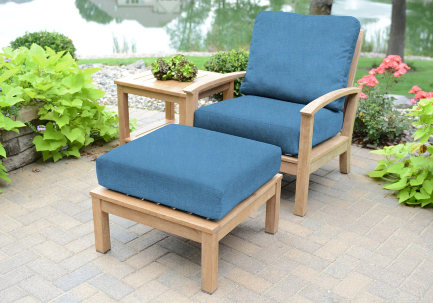 St. Lucia Ottoman view 15