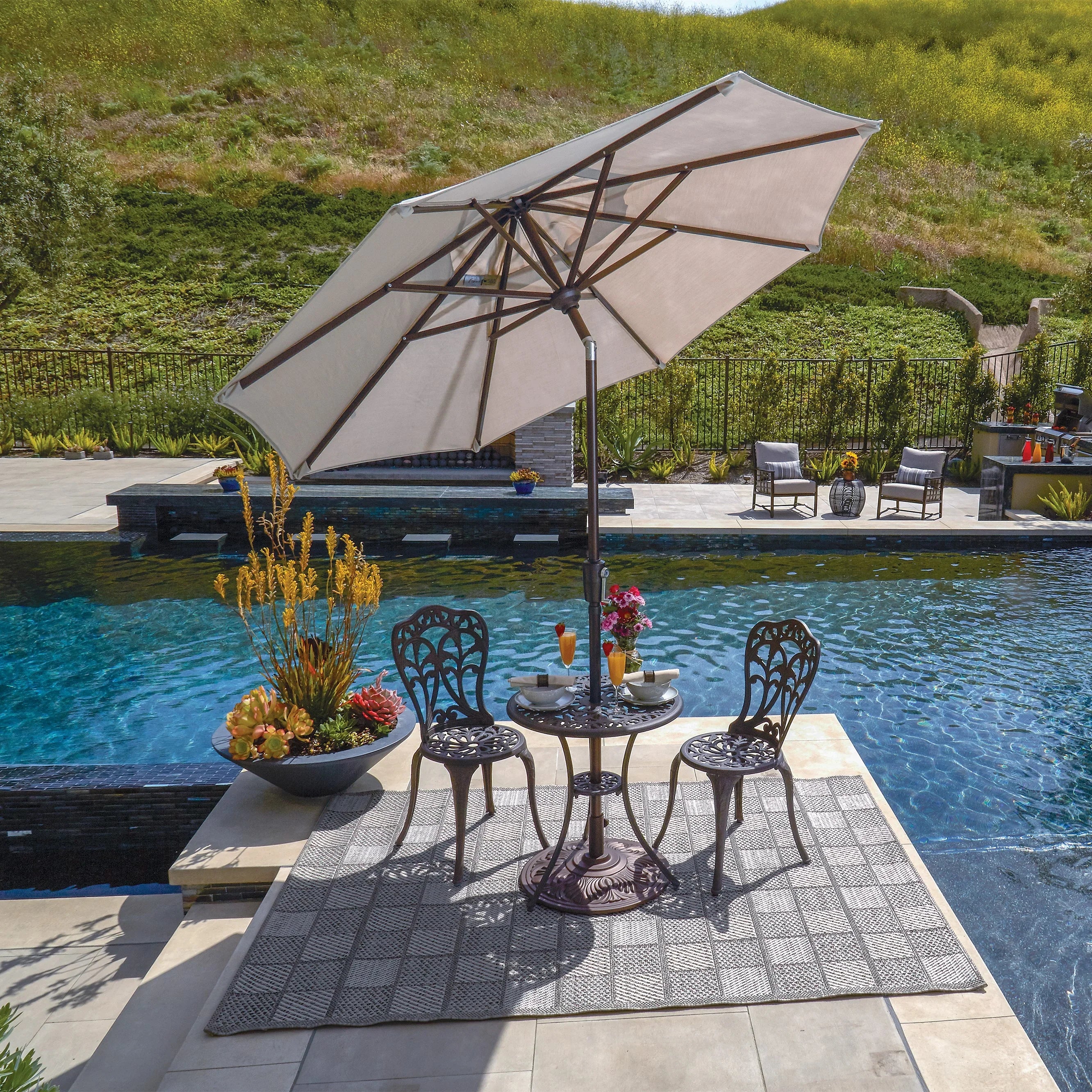 Push Button Tilt 7.5' Octagon Market Umbrella