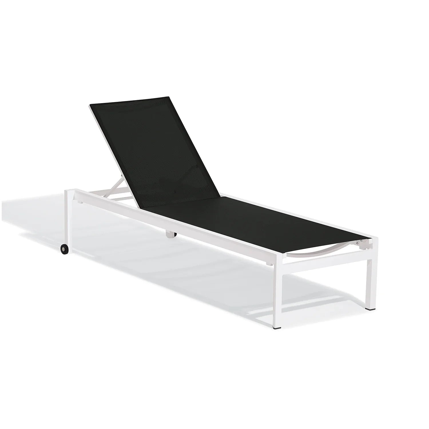 Ven Chaise Lounge by Oxford Garden