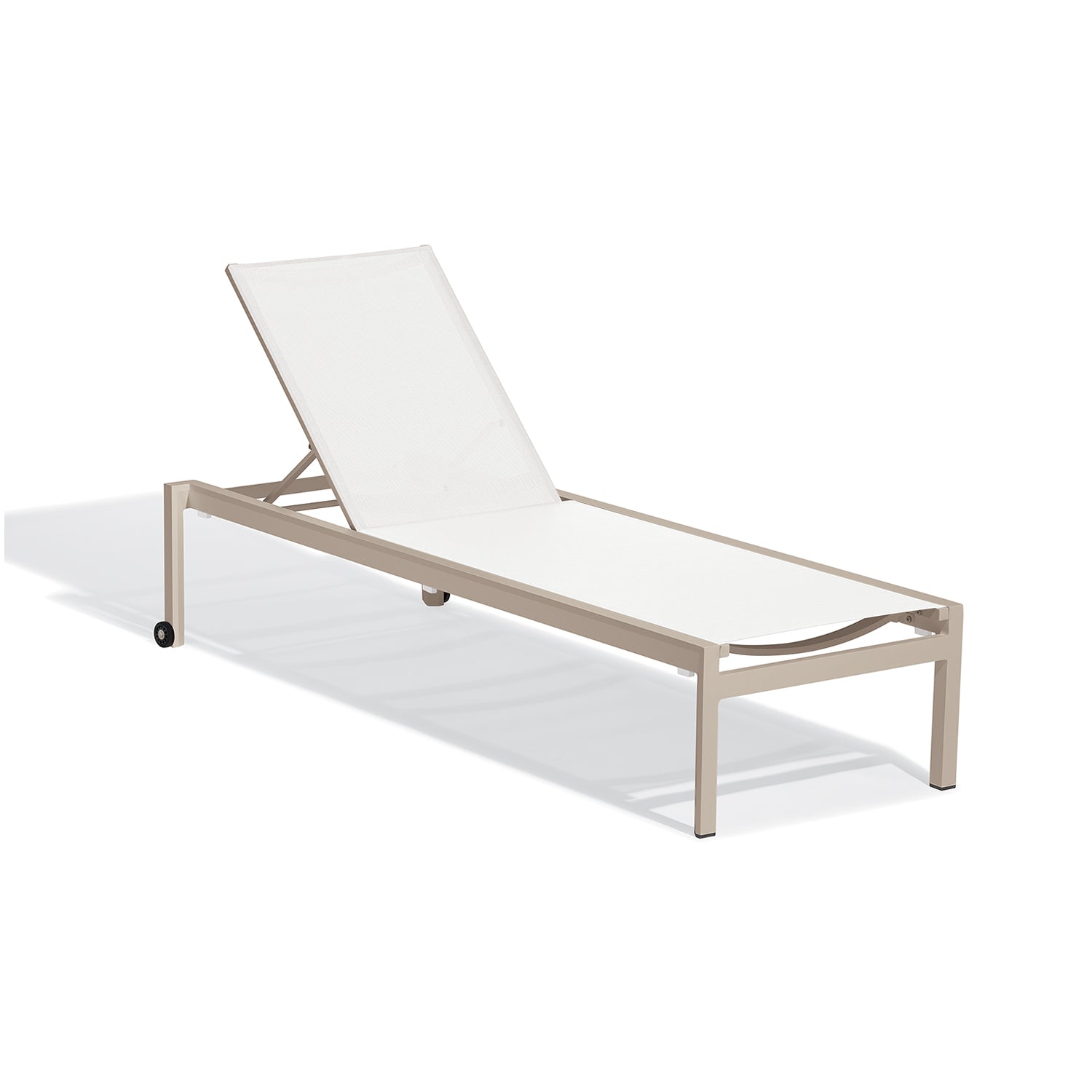 Ven Chaise Lounge by Oxford Garden