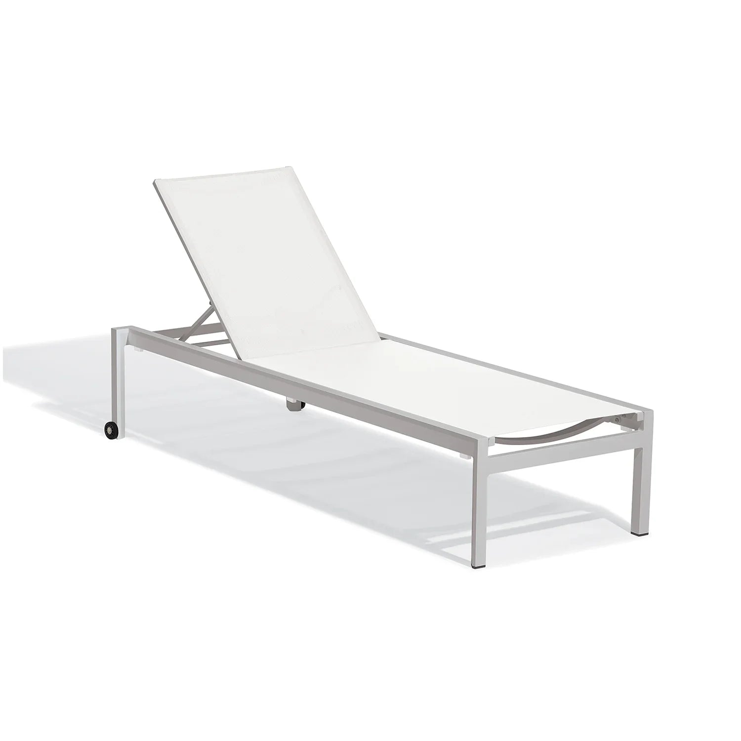 Ven Chaise Lounge by Oxford Garden