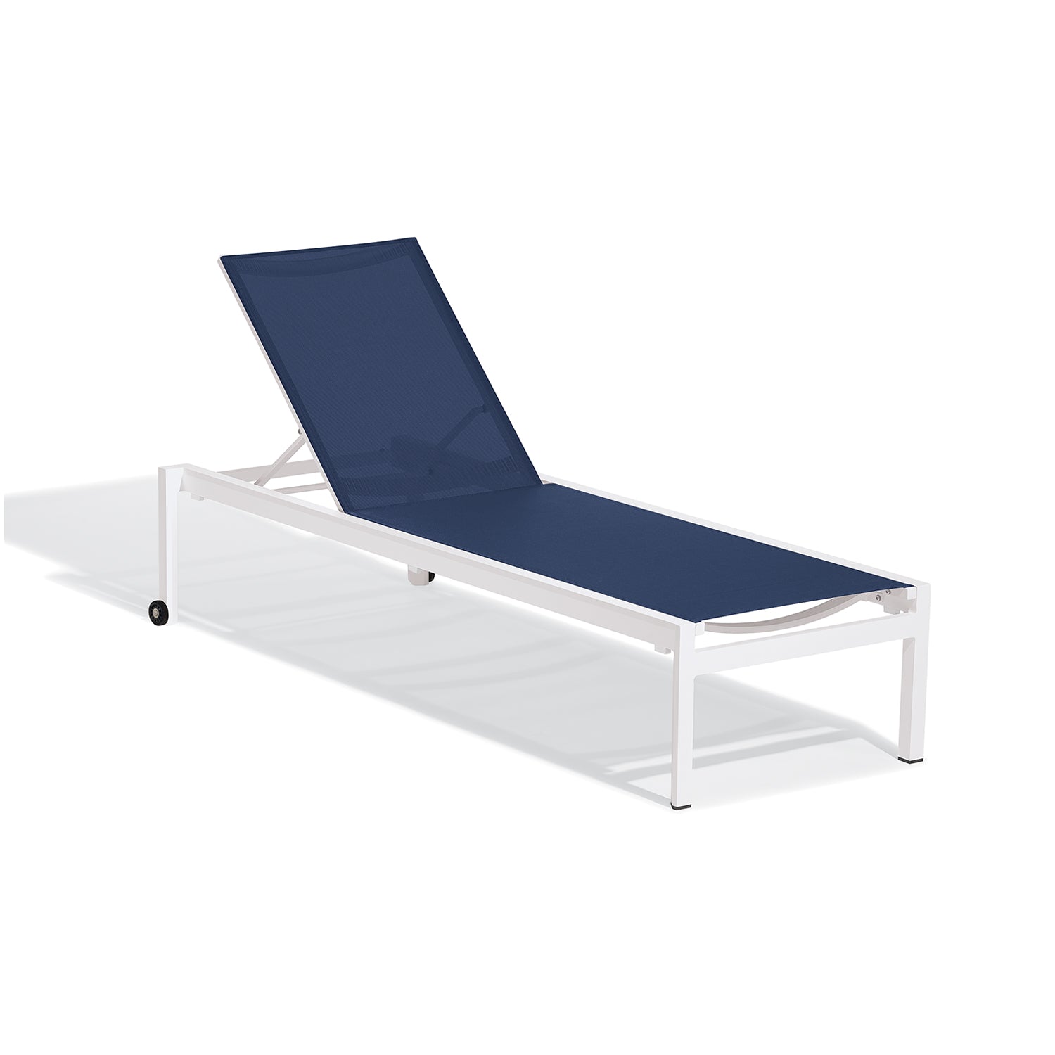Ven Chaise Lounge by Oxford Garden
