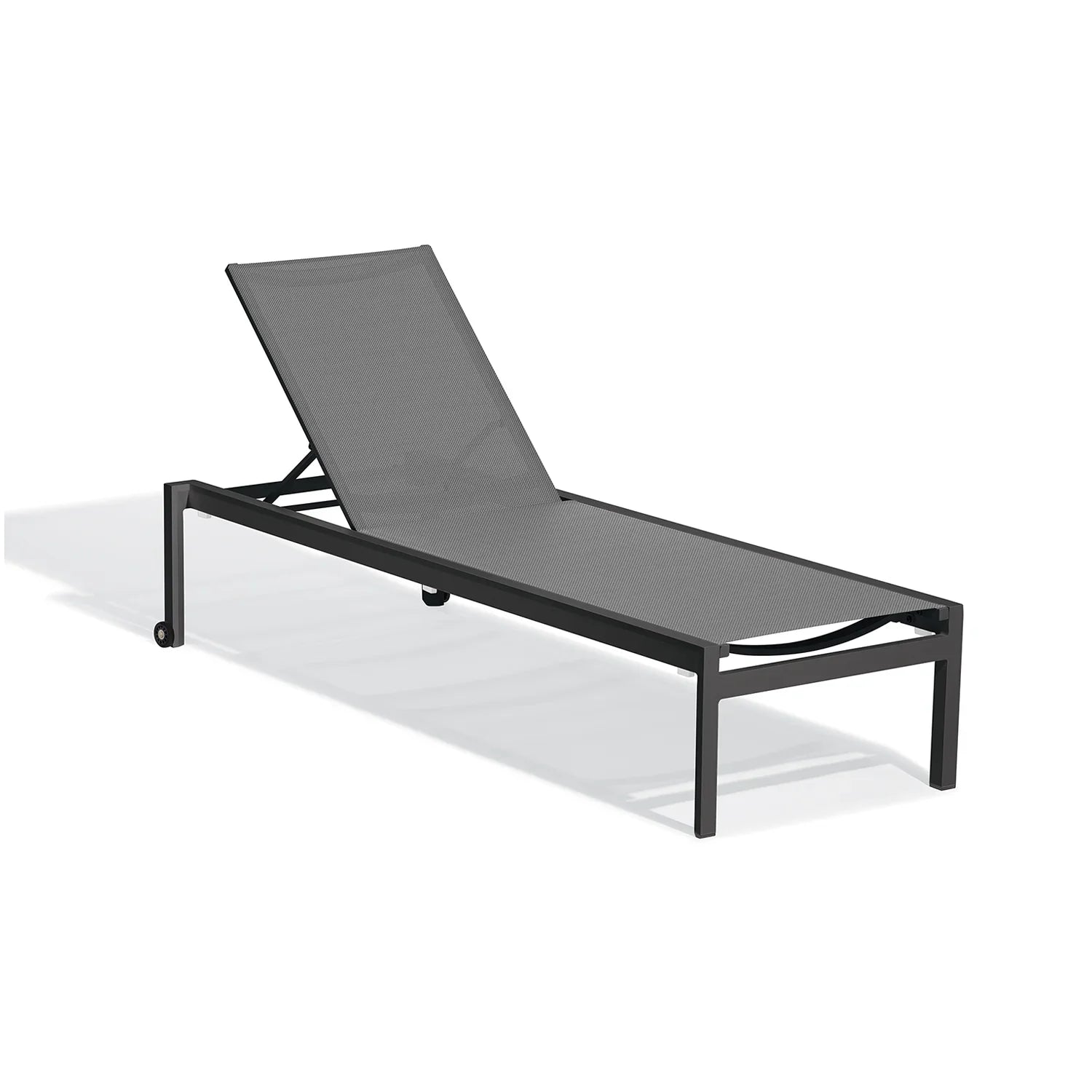 Ven Chaise Lounge by Oxford Garden