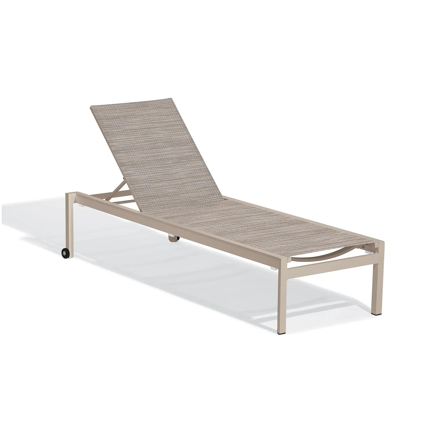 Ven Chaise Lounge by Oxford Garden