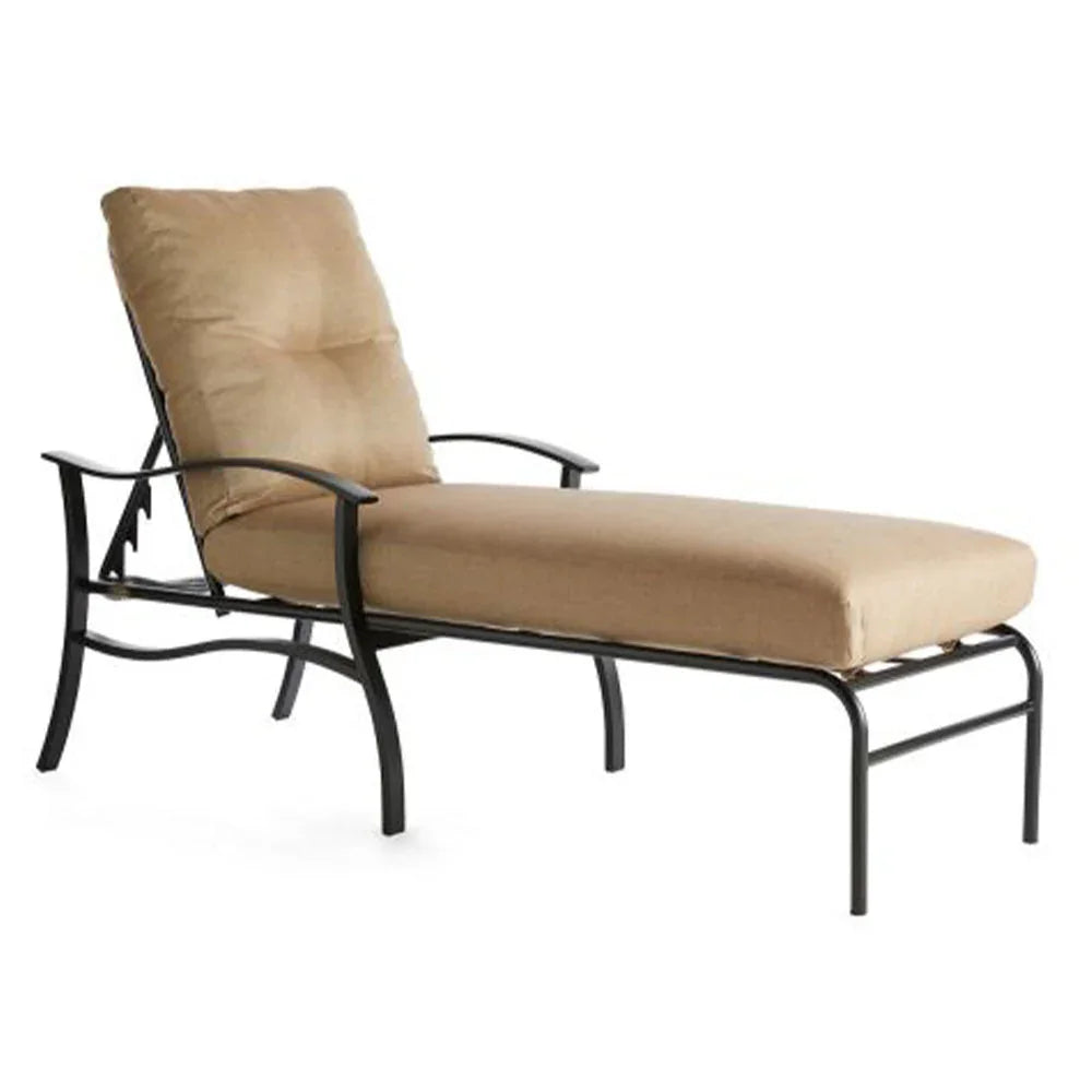 Mallin Casual Albany Cushioned Chaise Lounge
