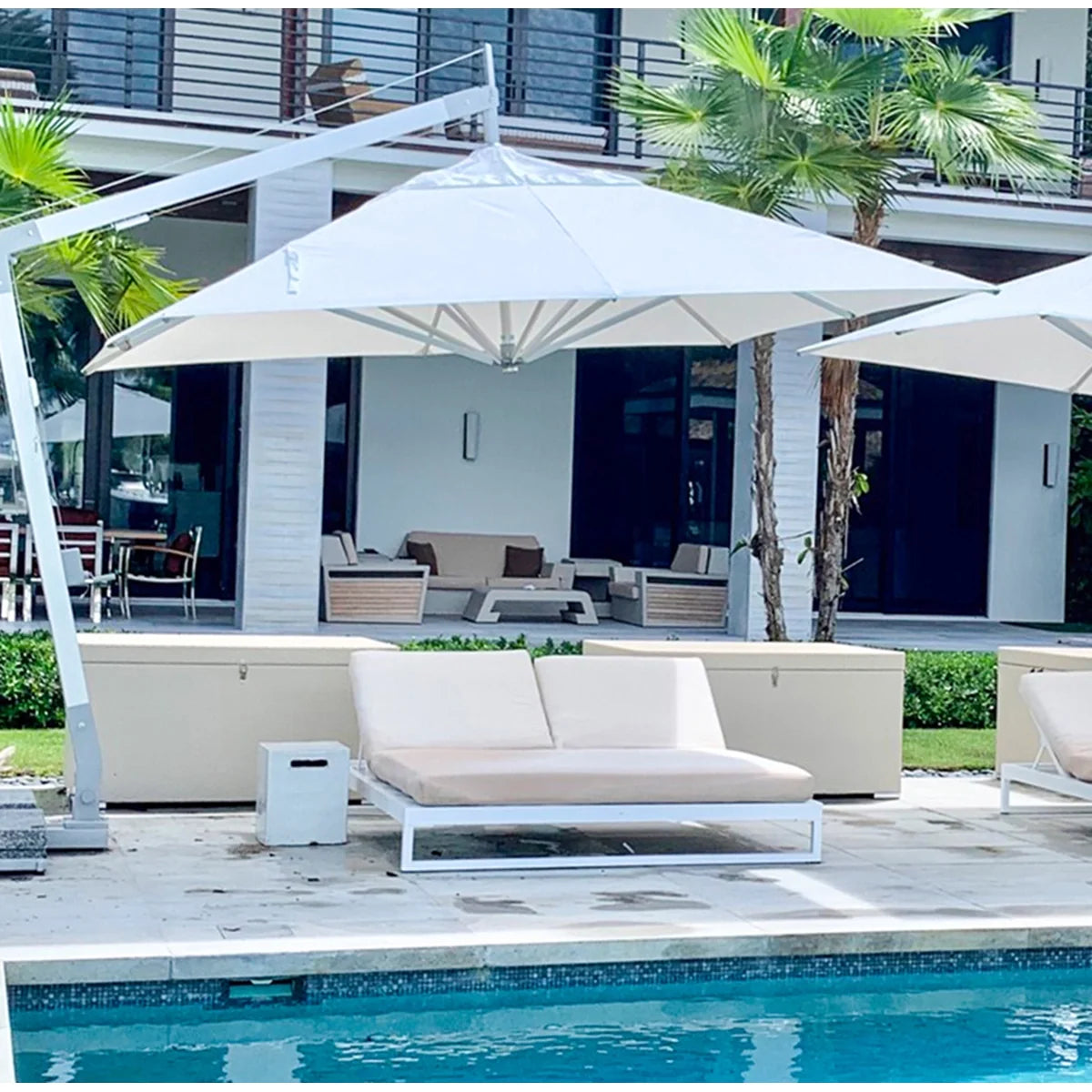 Hurricane 11' Square Aluminum Cantilever Umbrella 9