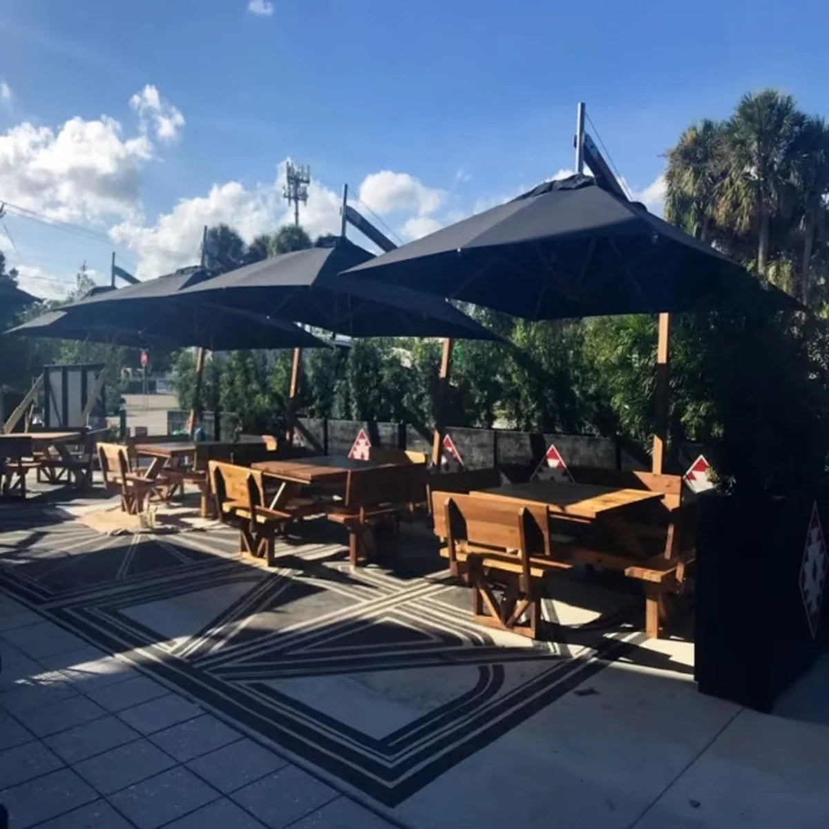 Hurricane 11' Square Aluminum Cantilever Umbrella 10