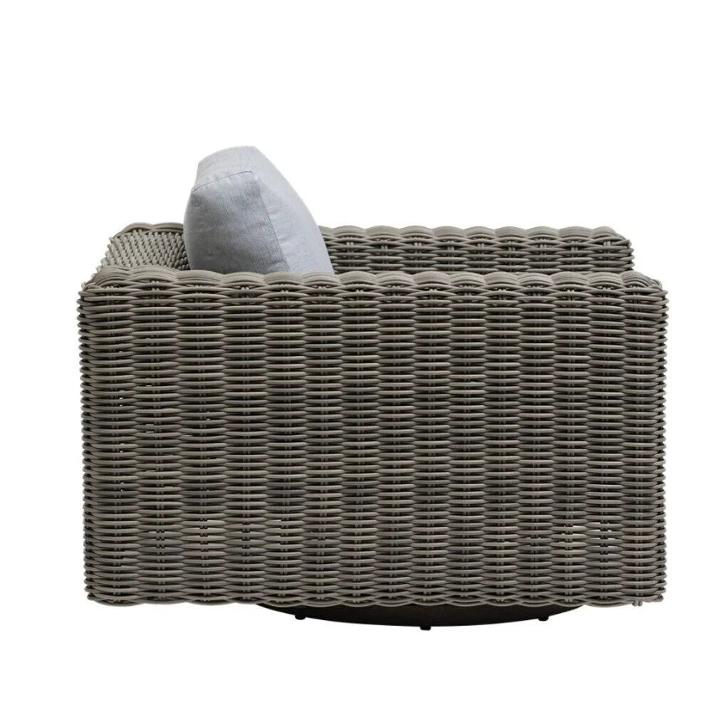 Cubo Swivel Gliding Club Chair 2