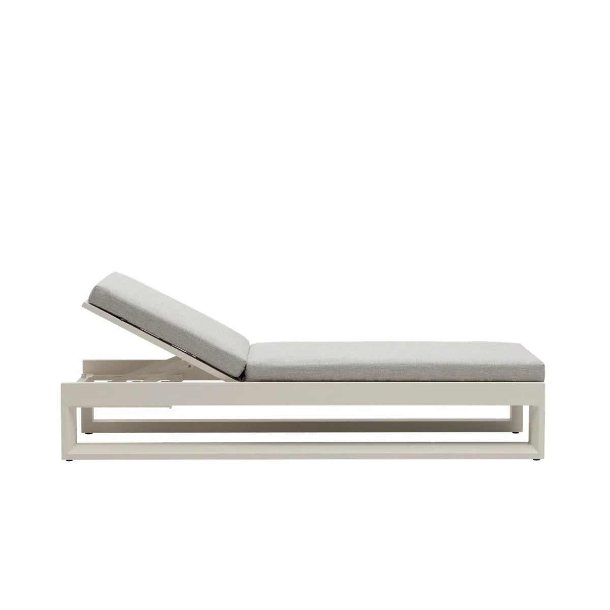 Element 5.0 Adjustable Lounger