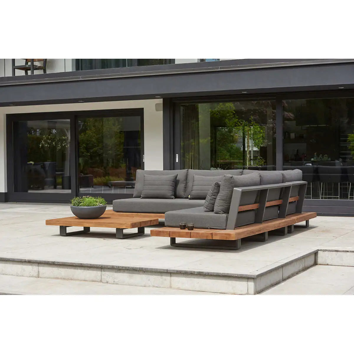 Fitz Roy 55x32x10-inch Teak Coffee Table
