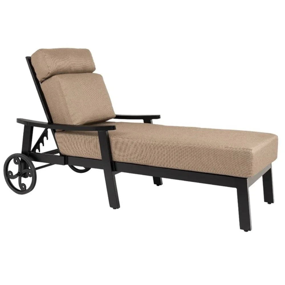 Mallin Casual Lakeside Chaise Lounge