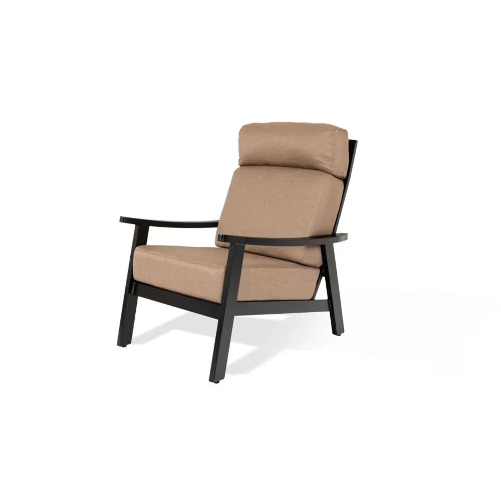 Mallin Casual Lakeside Lounge Chair